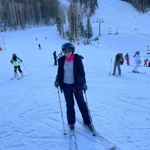 Insulated snow pants